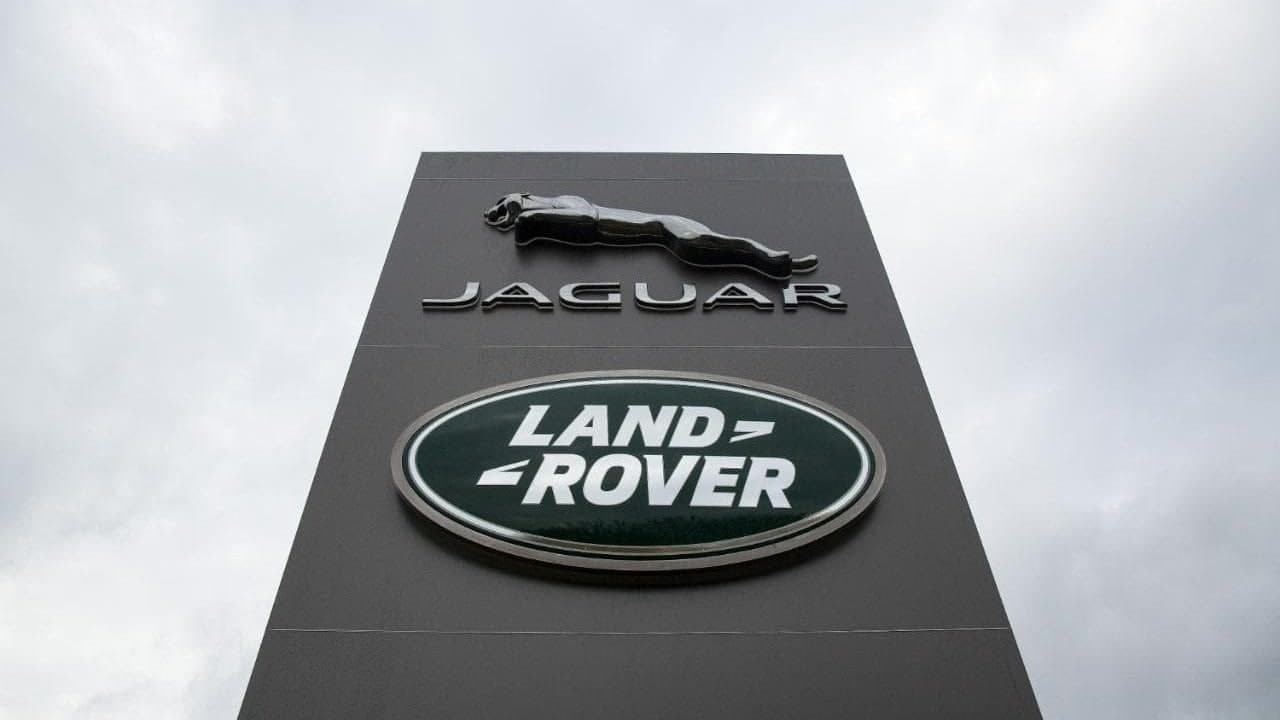 В Jaguar Land Rover заявили, что их авторскую разработку используют незаконно