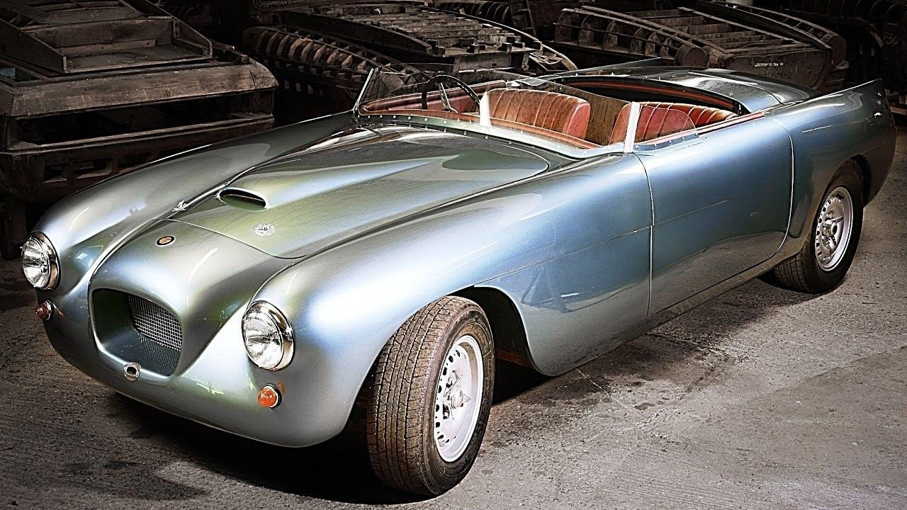 Настоящий клад: в заброшенном гараже обнаружена коллекция авто на $1 300 000