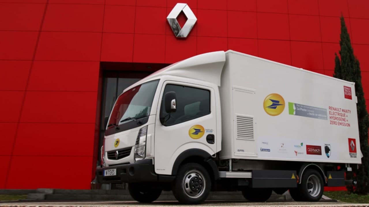 Во Франции хотят поощрить покупателей электрических грузовиков