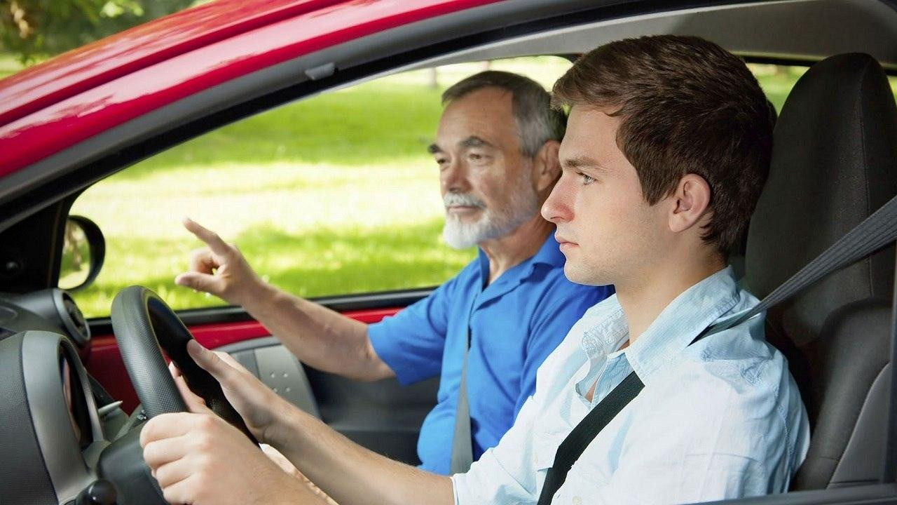 Автомобили, которые идеально подойдут для подростка