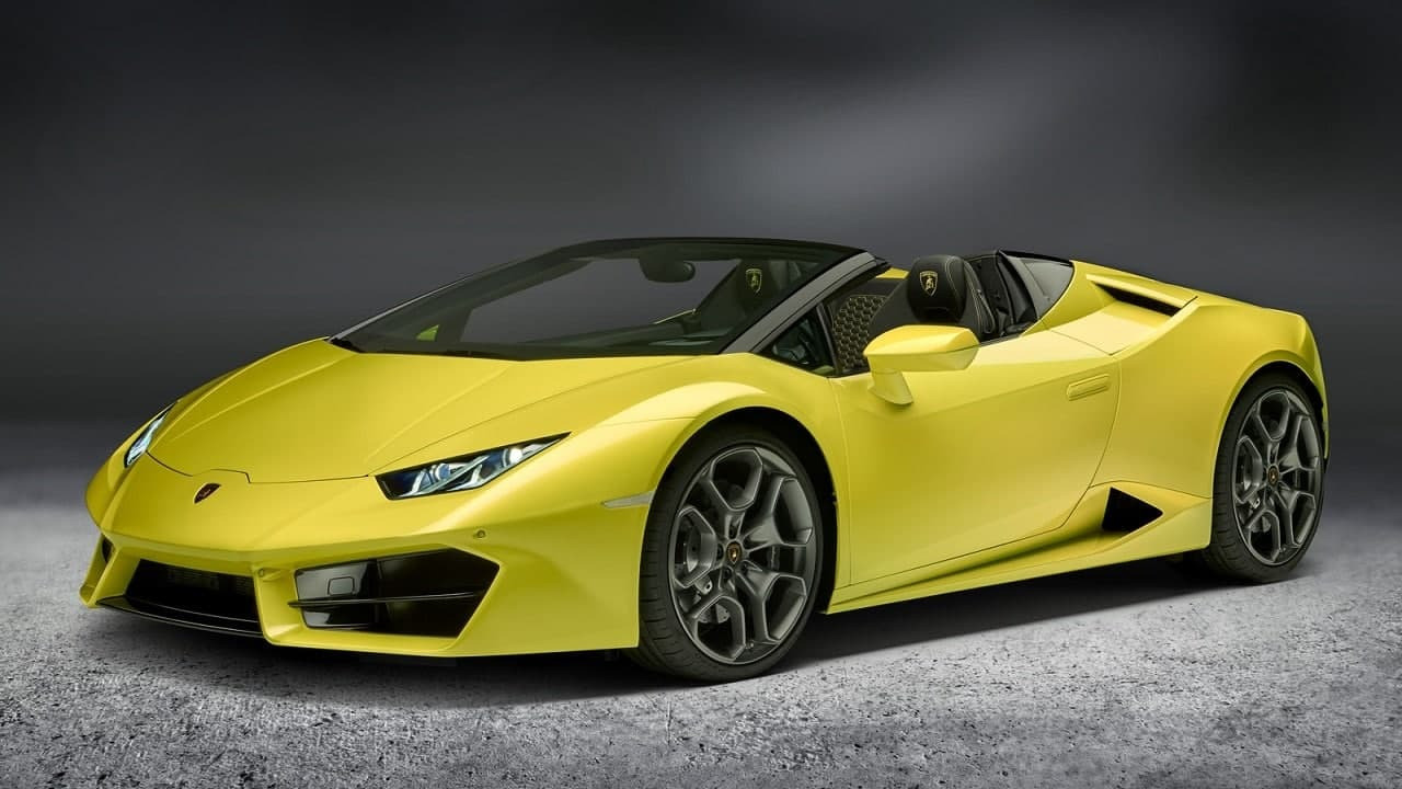 Lamborghini поразил своим умением «плавать»