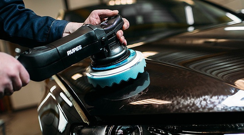 Полировка кузова со скидкой в 20%